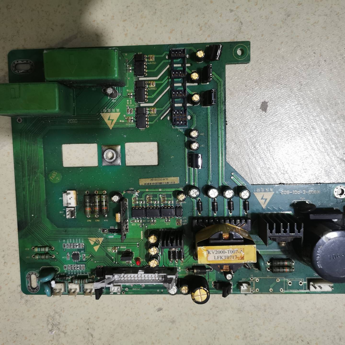 议价科姆龙kv2000变频器驱动板K903-E-P01-B02