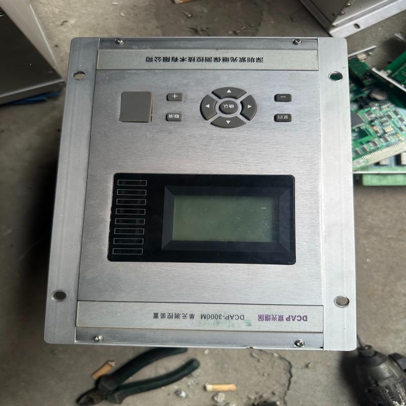 议价拆机紫光继保DCAP一3000M单元测控装置