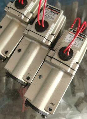 议价VS4125-220V 电磁阀3个