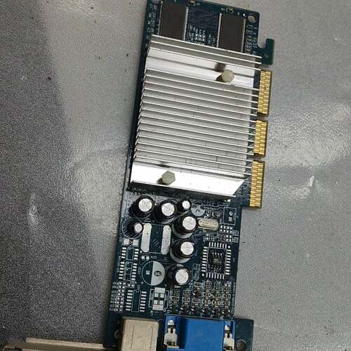 议价GF MX4000 AGP显卡，64MB显存，拆机品