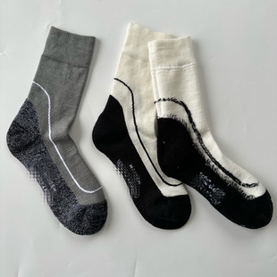 75美利奴羊毛瑕疵款 脚底加厚无骨男女徒步登山户外中高筒运动袜子