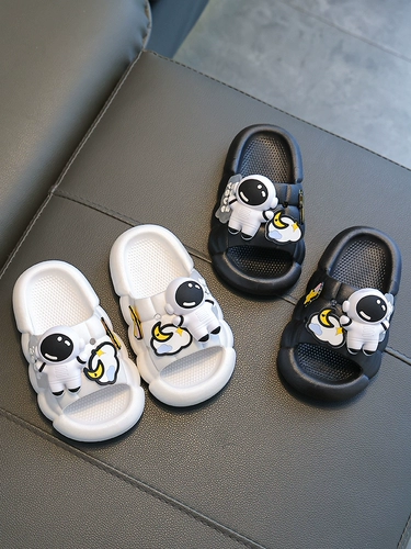 Детский космонавт, милые тапочки для мальчиков, нескользящие детские слайдеры