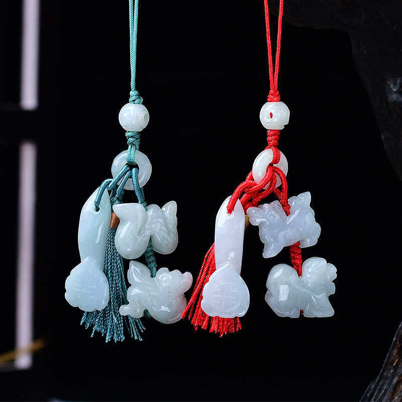 天然缅甸翡翠A货玉生肖手机吊坠男女款猴蛇本命年挂件马羊三六合
