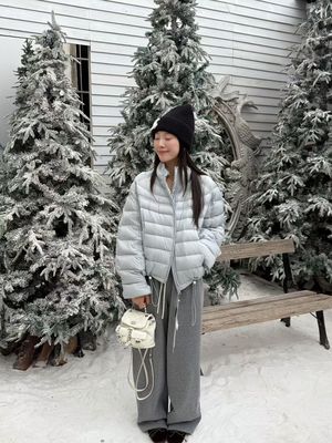 轻薄羽绒服女款白色2025新款冬季短款超好看今年流行爆款宽松外套