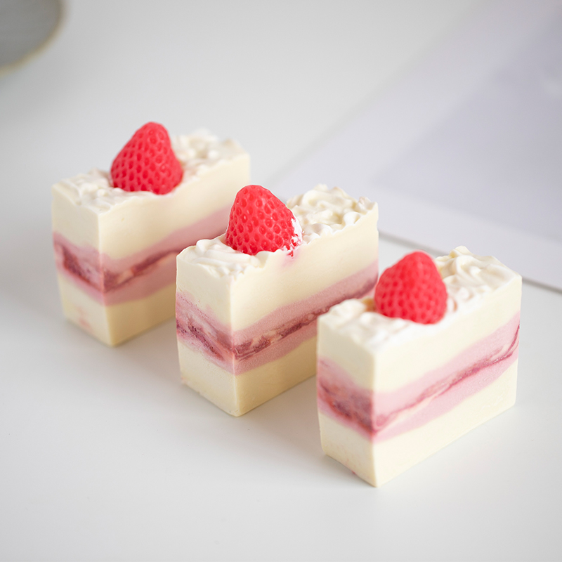 爱皂坊 甜品草莓蛋糕手工皂DIY简易原料套餐包材料包制作工具