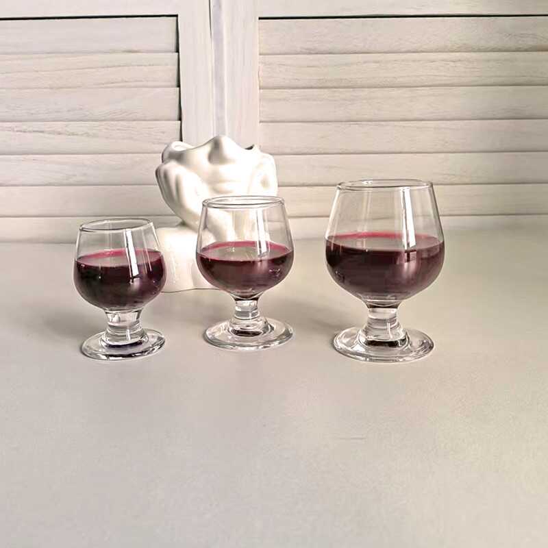小高脚红酒杯高脚加厚玻璃果汁杯