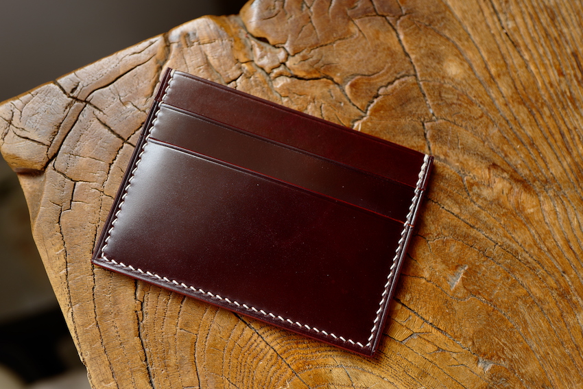 马臀皮新喜蓝色手工卡包