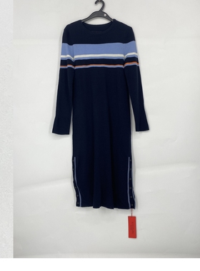 春秋款 尚J系列 休闲舒适修身针织连衣裙女 9554