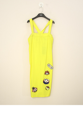 夏款 台湾品牌 伽* 学院风纯色棉质透气减龄背带连衣裙 H76318B