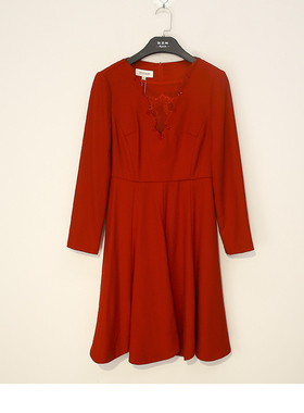 春秋款 撤柜品牌 贝系列 靓丽红色气质羊毛100%长袖连衣裙62196G