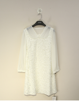 春夏款 撤柜品牌 领D* 时尚拼接V领蕾丝连衣裙女 80063