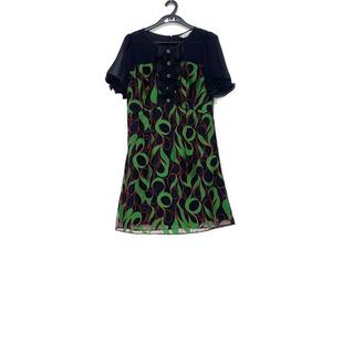 系列 夏款 缇 贝 撞色拼接圆领舒适连衣裙女5035 撤柜品牌