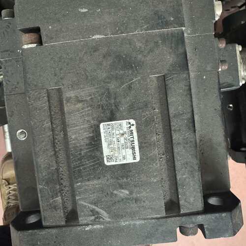 三菱伺服电机HF-SP352和HF-SP352B，拆机件，功--议价商品
