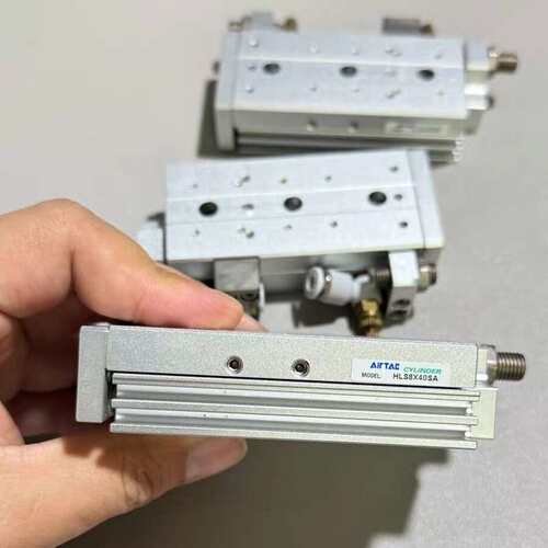 德客气缸HLS8X40SA，原装正品拆机，成色如图，功能完--议价商品