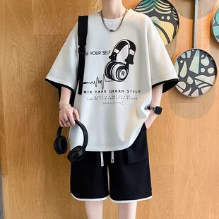 初高中学生夏季新款冰丝短袖t恤男孩潮流帅气青少年短裤运动套装