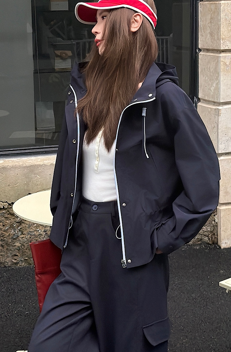 百搭休闲连帽短款风衣外套抽绳设计小个子女宽松偏薄秋季新款6810