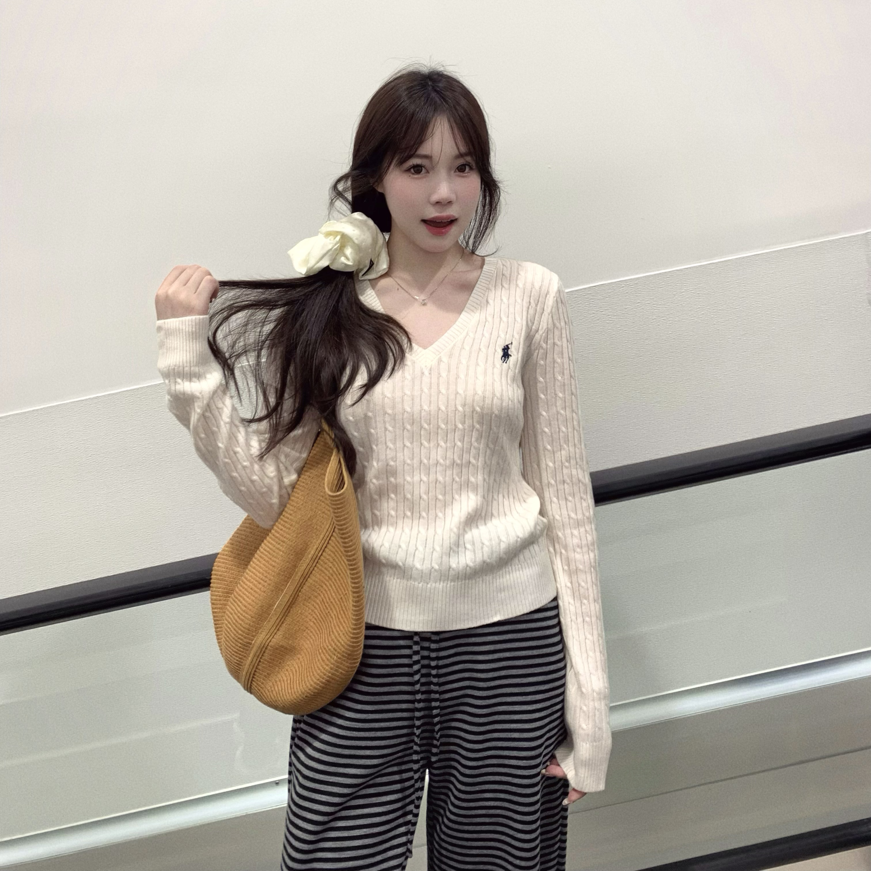 BOOMLIMIT老钱风V领圆领绞花毛衣