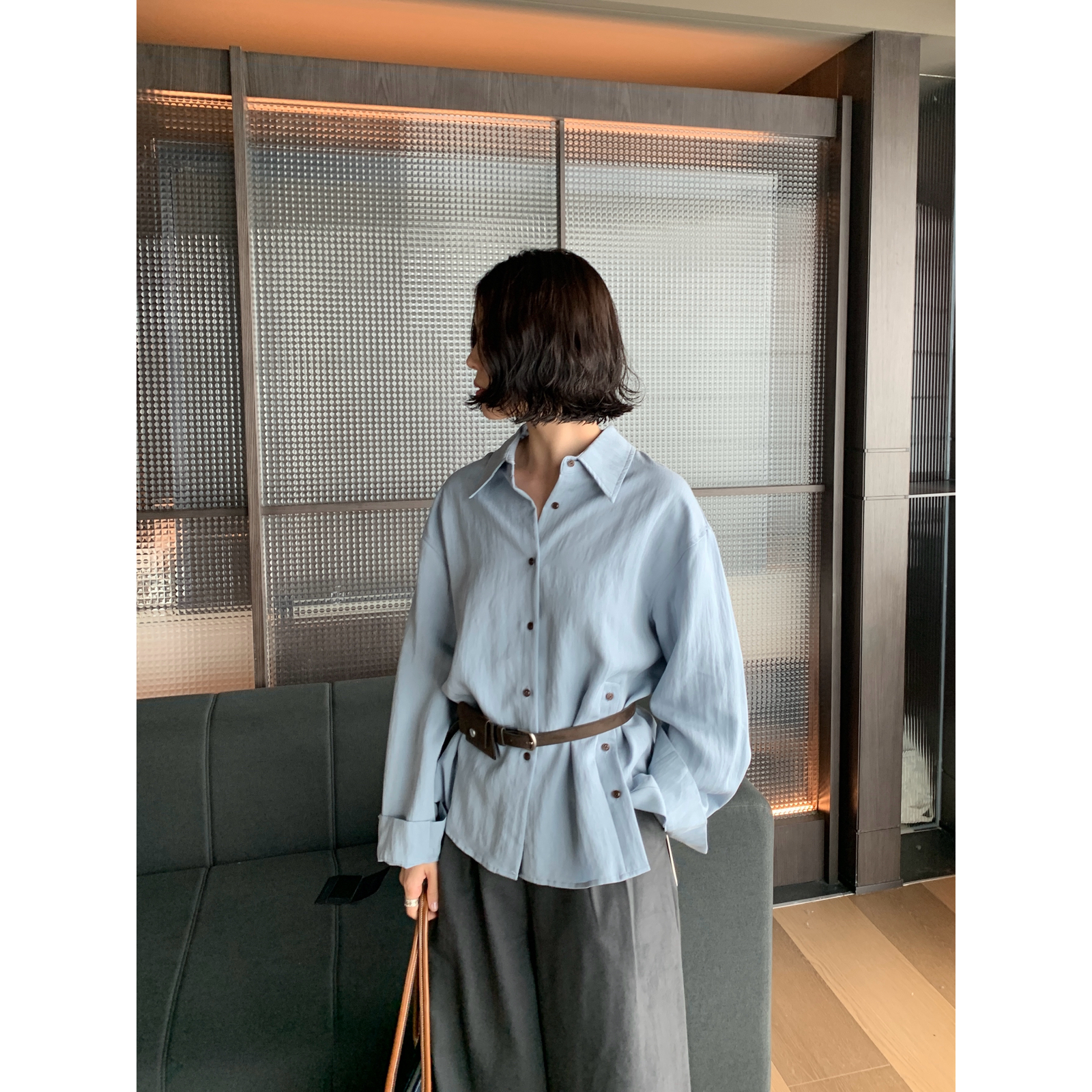 TTIN-人feel～韩标Olive｜高智老钱风亚麻混纺可侧扣衬衫(配腰带)