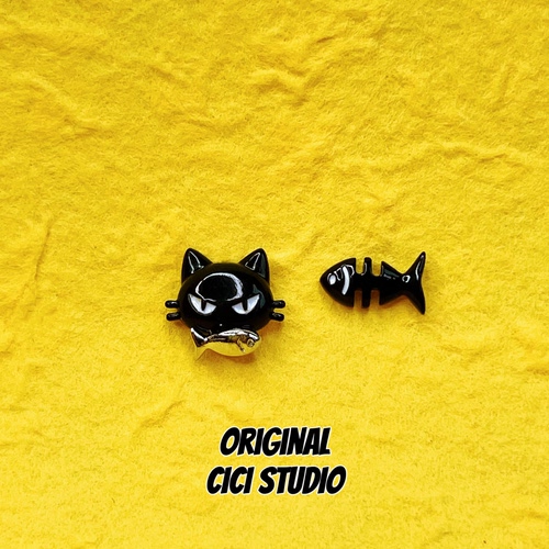 CICI STUDIO小众精工韩国可爱卡通黑色猫咪耳钉女Y2K小猫吃鱼耳环