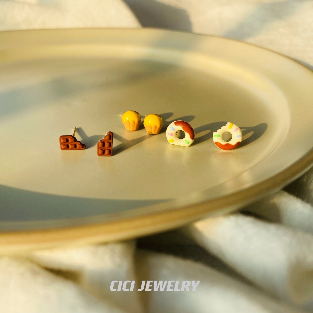 CICI韩国超Q创意下午茶甜甜圈巧克力蛋糕甜点多耳洞S925银针耳钉,饰品/流行首饰/时尚饰品新,耳钉,淘宝优惠券,粉丝福利购,淘宝优惠卷