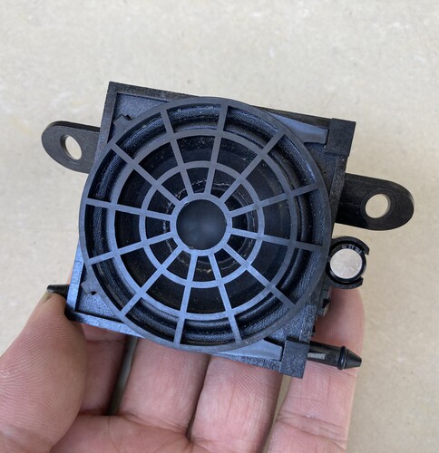 适用于奥迪中置喇叭A4/S4中置扬声器 中音喇叭 8E0 035 411C