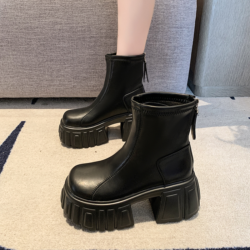 欧美2024秋冬新款黑色圆头马丁靴