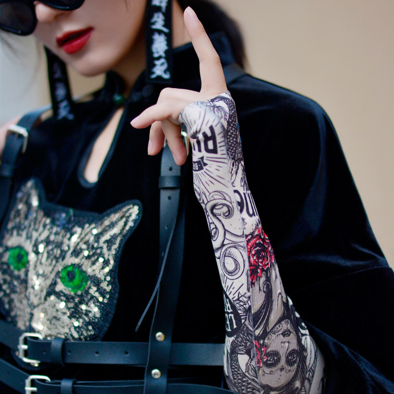 酷妹纹身冰袖潮流搭配t恤袖套街头风防晒保暖半截袖2021春夏新品