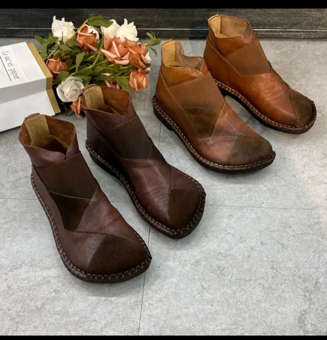 2025年秋冬新款圆头秋季一脚蹬平跟女鞋做旧复古百搭文艺软底短靴