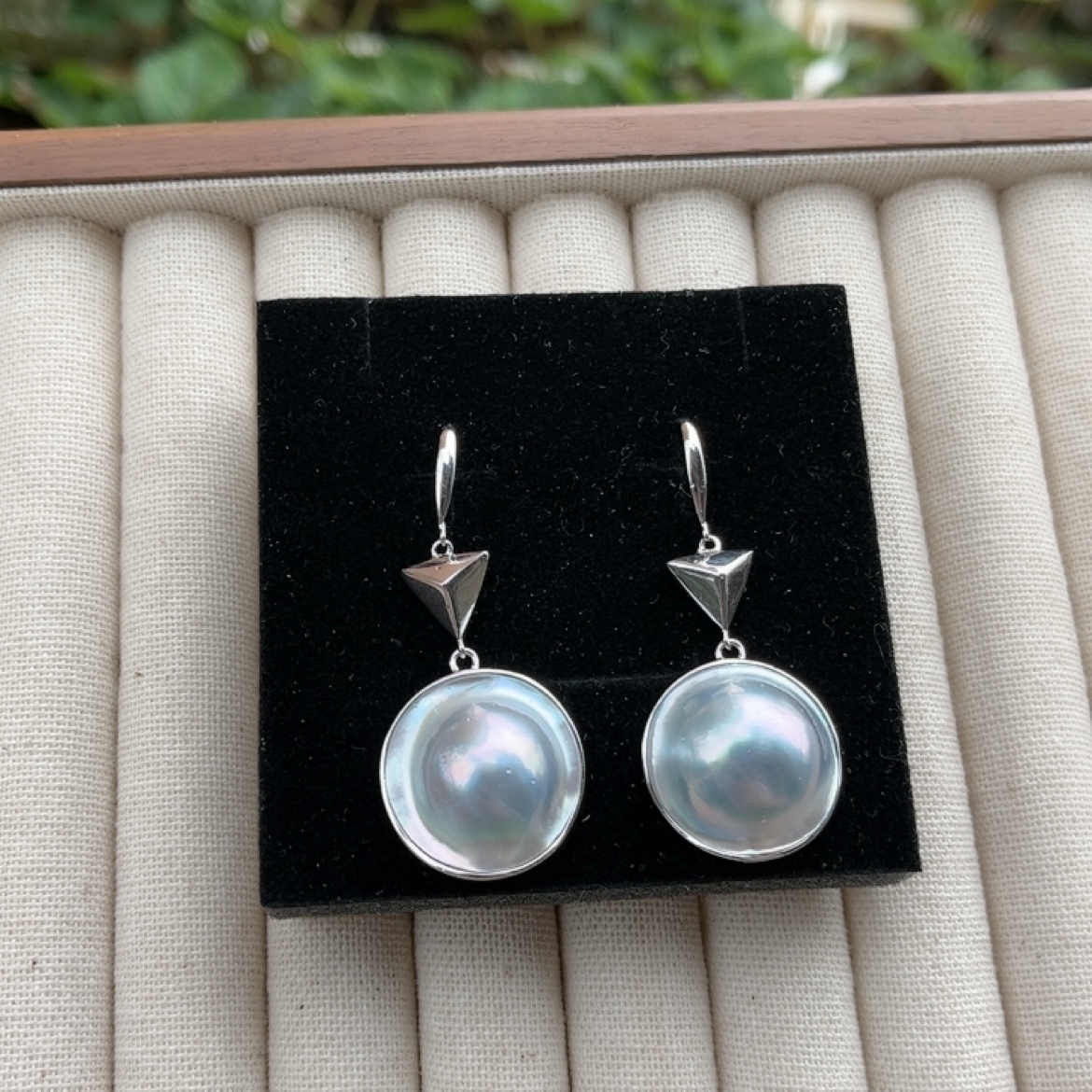 天然海水马贝包镶耳钩s925银包镶耳钩