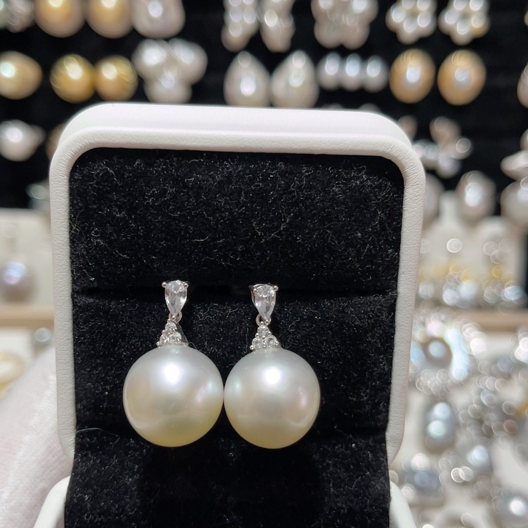 13.4-13.8mm天然海水干枯色澳白水滴钻耳钉S925银,珠宝/钻石/翡翠,耳饰,淘宝优惠券,粉丝福利购,淘宝优惠卷