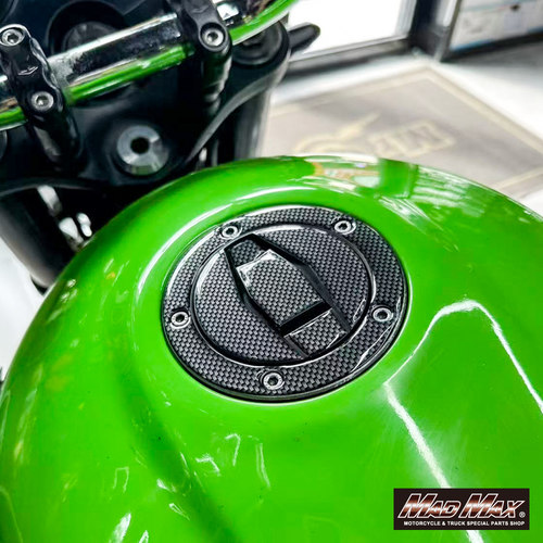 川崎Z900RS油箱盖碳纤维贴膜