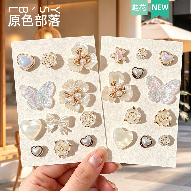 洞洞鞋花卡扣珍珠山茶花2026新款图片