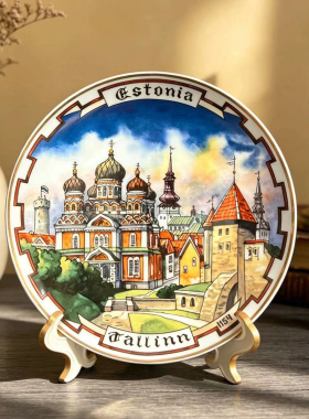 Estonia塔林民族风风景装饰盘