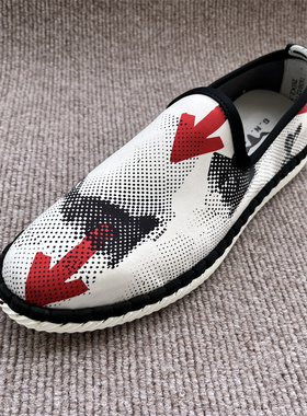 公牛薄款夏季网布休闲透气轻便套脚鞋男散步鞋单鞋 7A59121W58