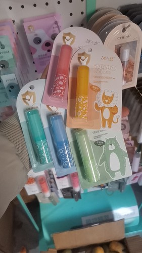 卡通儿童倍护润唇膏冰之恋唇膏温和儿童化妆品凡士林口油婴幼儿