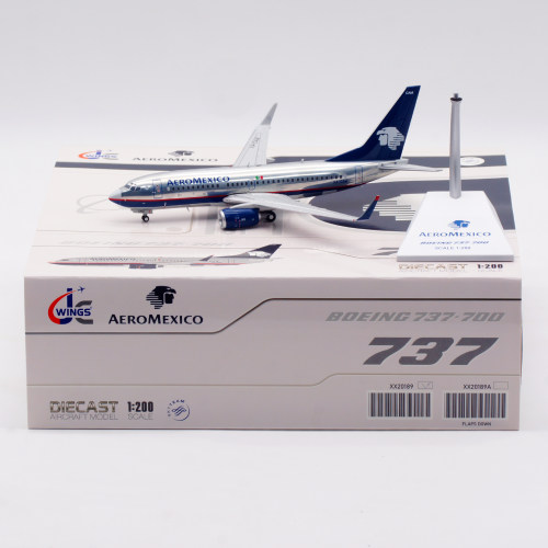 Jcwings 1/200 合金飞机模型 墨西哥航空 B737-700 XA-CAM