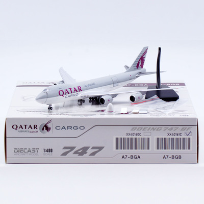 JC Wing 1：400 合金飞机模型 卡塔尔航空 B747-8F A7-BGB 开舱版