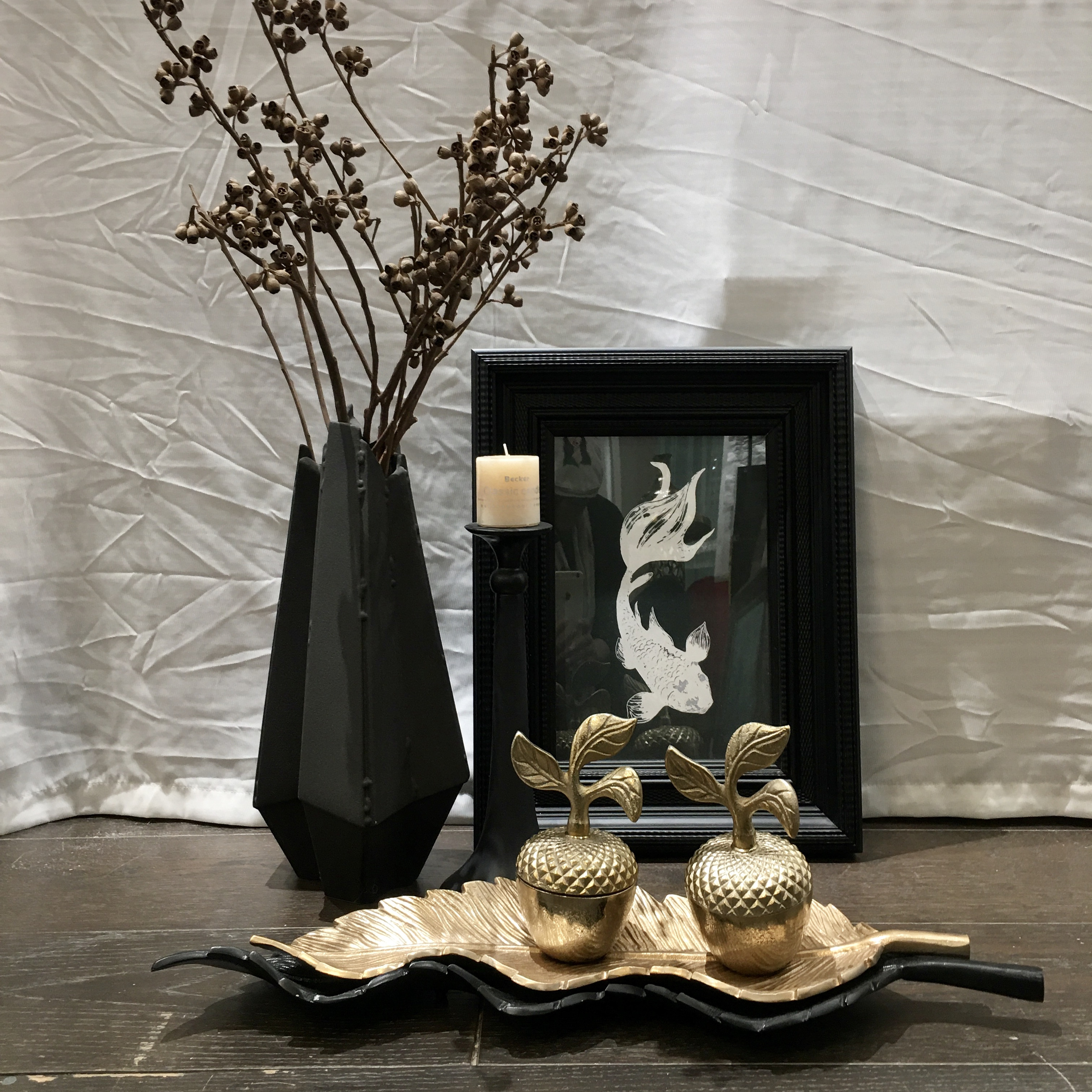 亿美达花瓶原创小众画作