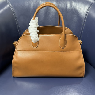 marlo astra bag India 肉肉包原厂马鞍摔纹牛皮麂皮margaux1012