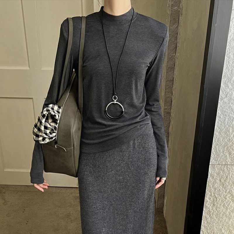 2025新款半高领打底衫女内搭修身显瘦羊绒正肩长袖t恤女垫肩上衣,女装/女士精品,T恤,淘宝优惠券,粉丝福利购,淘宝优惠卷