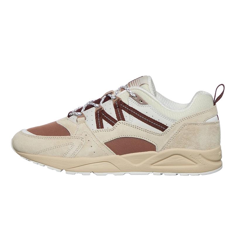 代购Karhu男士跑步鞋透气内衬缓震中底防滑鞋底轻便设计绒面革