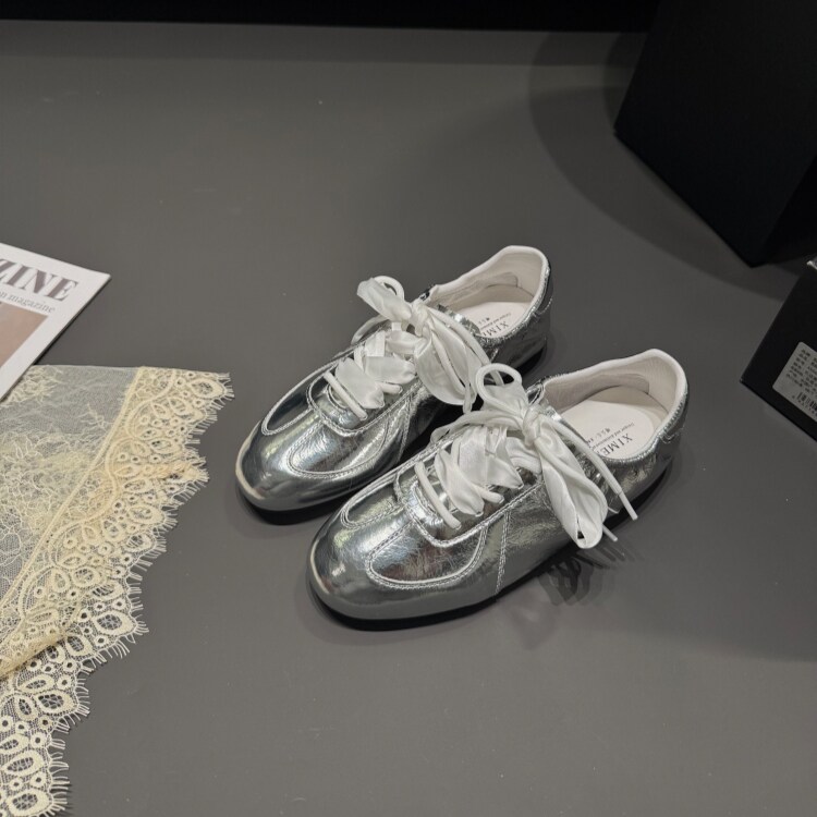 里外全真皮银色德训鞋2026春低跟时尚休闲鞋设计感运动鞋青年女鞋