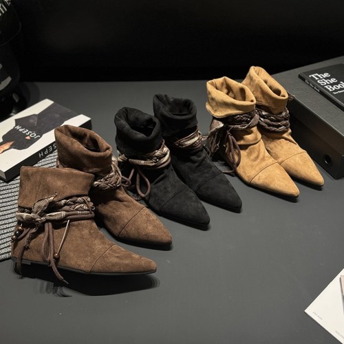 多种穿法设计感尖头西部短靴