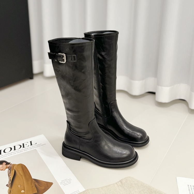 气质款低跟圆头高筒骑士靴