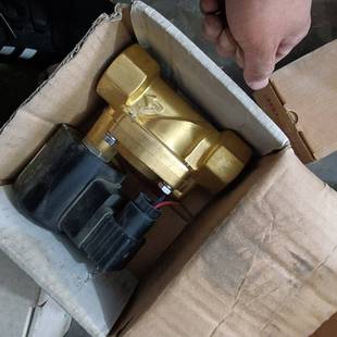 可维修全新无锡华通黄铜电磁阀一个口径DN25