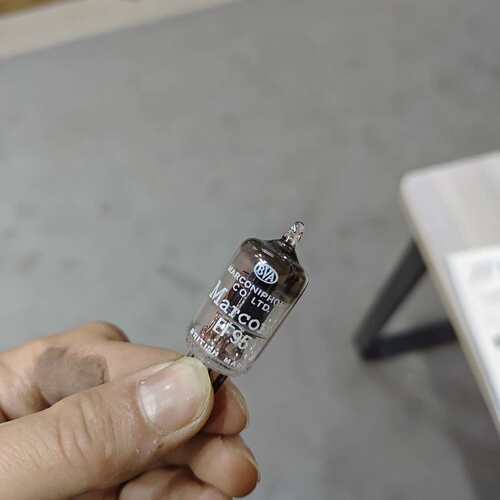 可维修英国马可尼EF95电子管议价