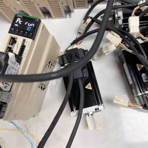 可维修禾川伺服400W，SV-X3EA040A-A2-EC，SV-议价
