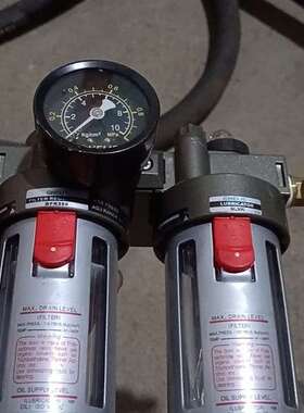 可维修sBFC一300二联件过滤器九成新安装未使