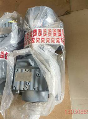 可维修SEW全新原装未用电机R77 DRE90M4BE2速比102