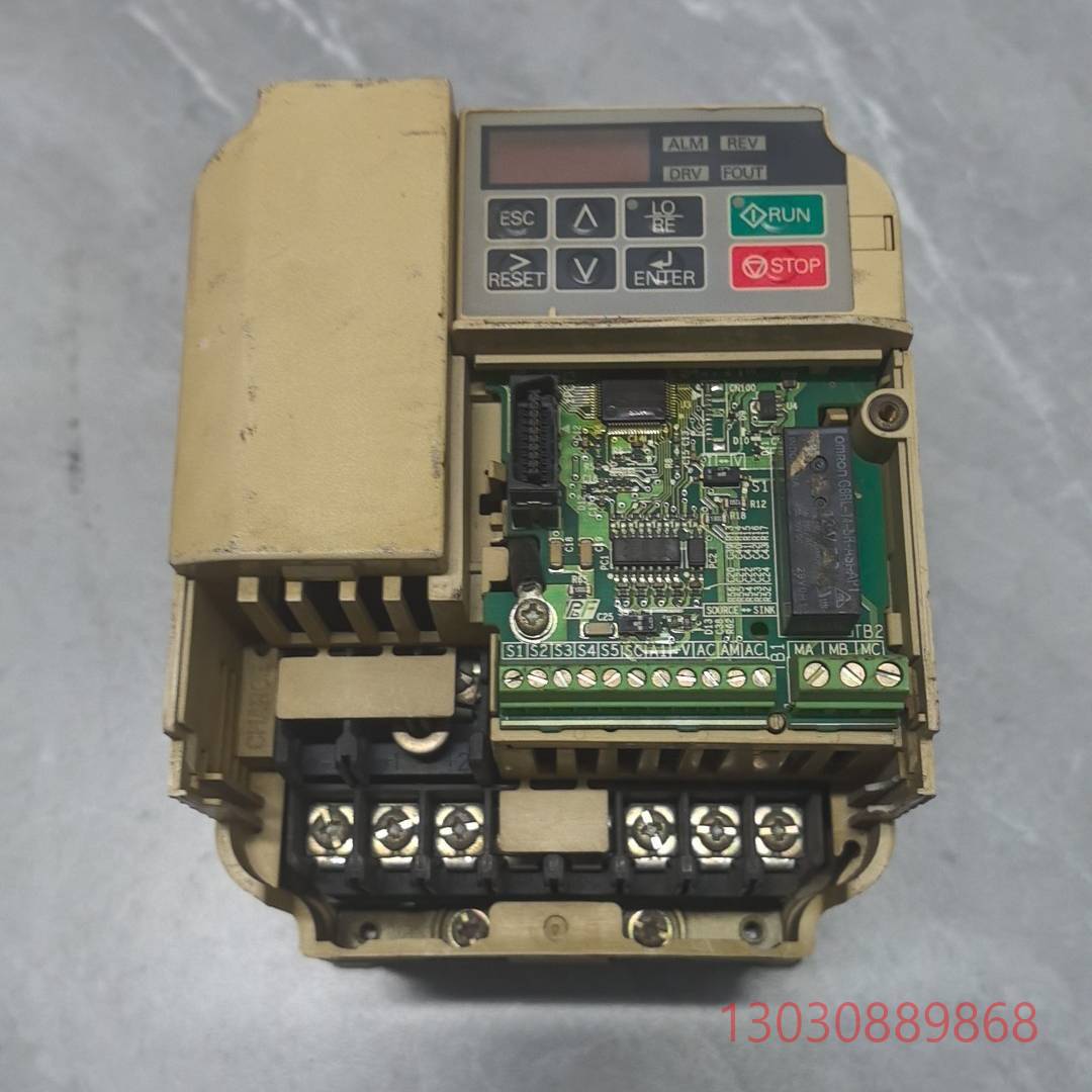 可维修安川变频器CIMR-JB4A0005BAA，1.5KW，38